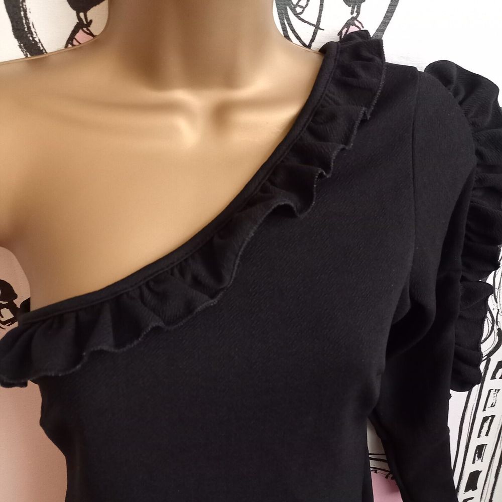 NWOT Size 12 Black One Shoulder Ruffle Bodycon Dress - Picture 4 of 10